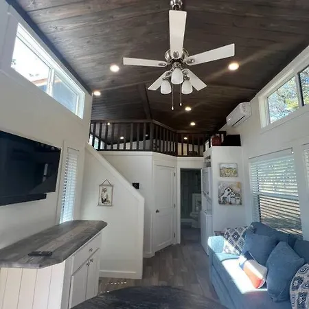 Fox Hollow - Tiny Home With Cypress Creek Access, Park Like Setting Wimberley Exterior photo