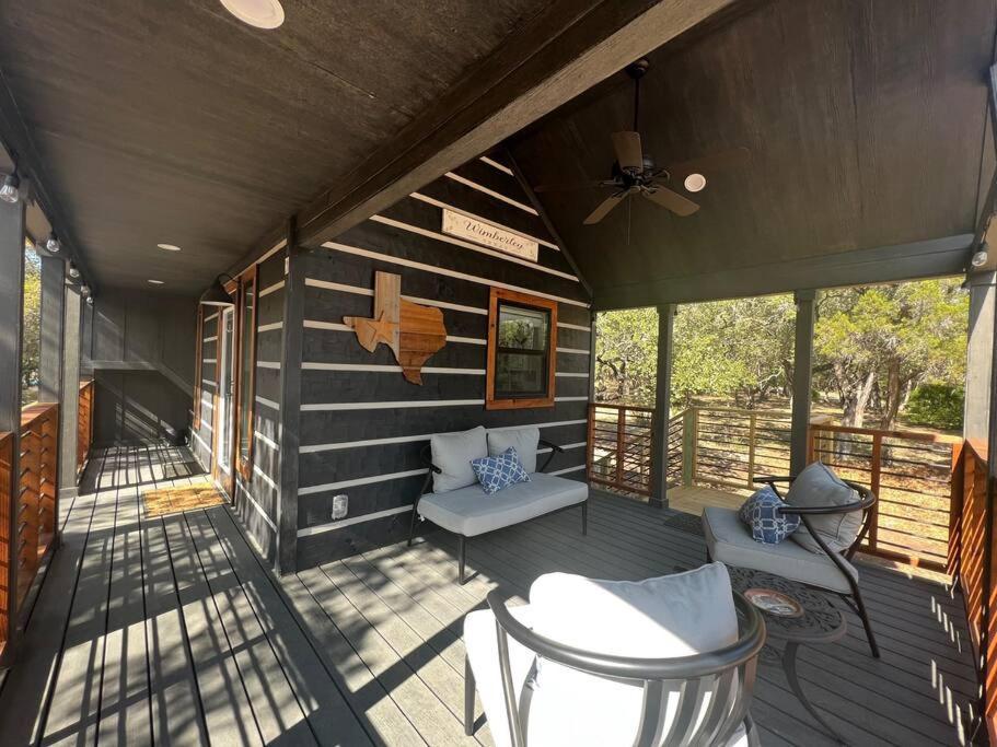 Fox Hollow - Tiny With Cypress Creek Access, Park Like Setting Holiday home *